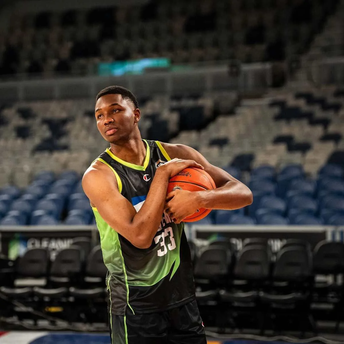 Malique Lewis